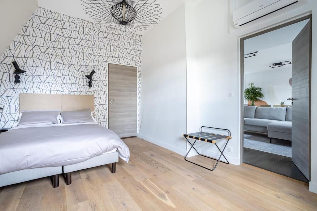 Appartement De 100M2 Dans Un Parc A 20 Mn Du Centre De Paris Garches Exteriér fotografie